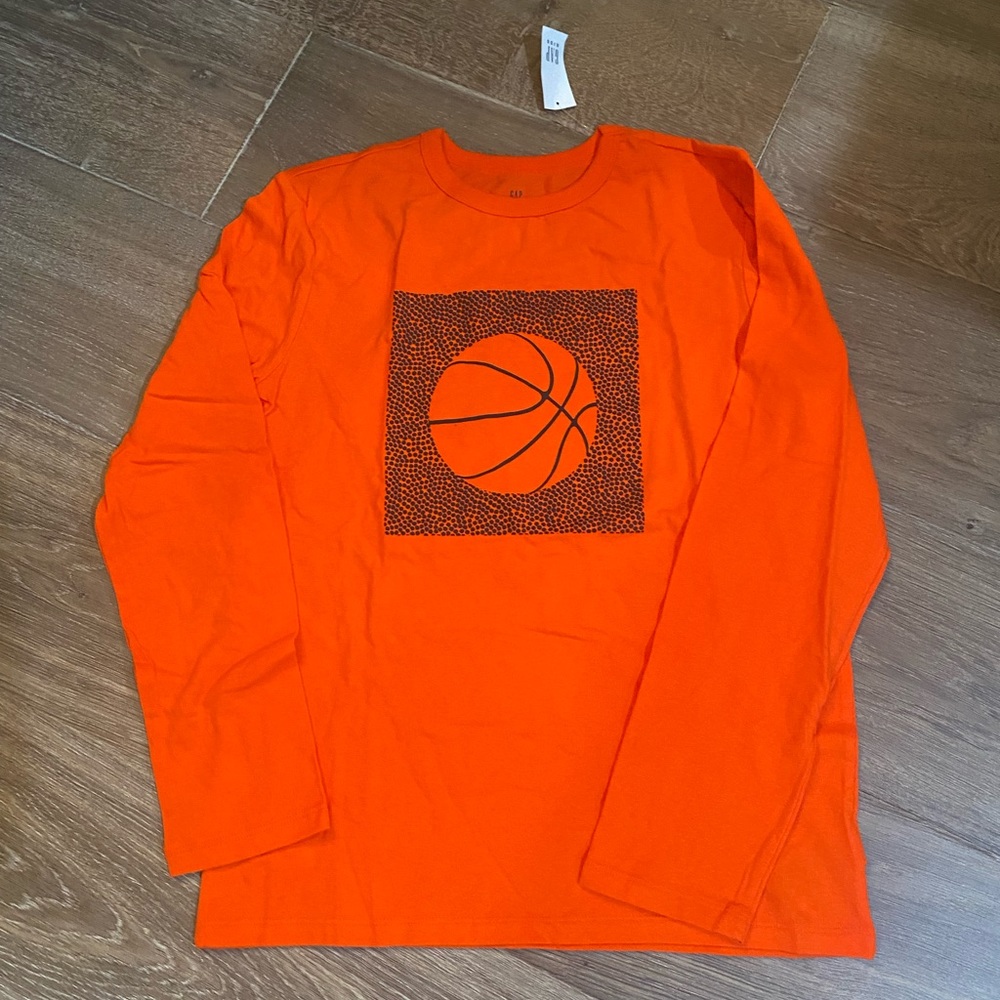 NWT GAP Boys T Shirt